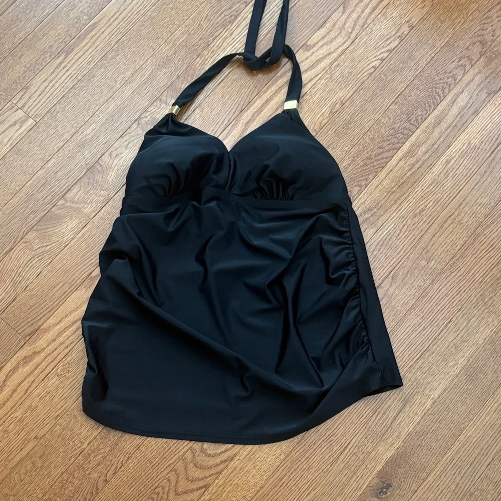 ❤️3/$15❤️ Liz Lange Maternity Black Halter Swim Top - Picture 14 of 14